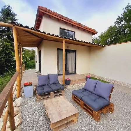 Cozy Tiny House Plus Spa - A Pereille D'En Haut Exterior photo