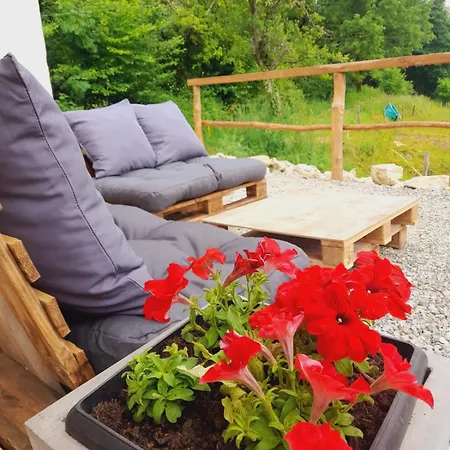 Cozy Tiny House Plus Spa - A Pereille D'En Haut Exterior photo